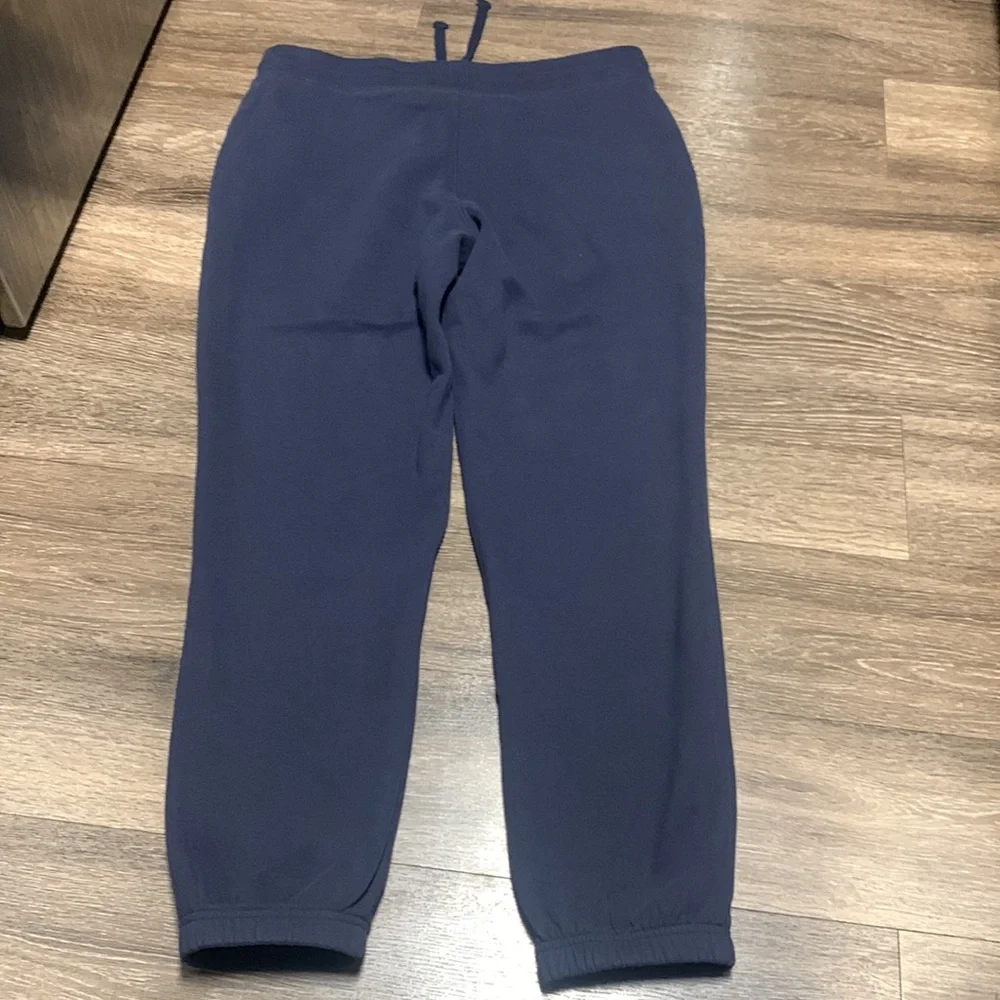 LL Bean Jogger everyday Pants - Picture 8 of 8